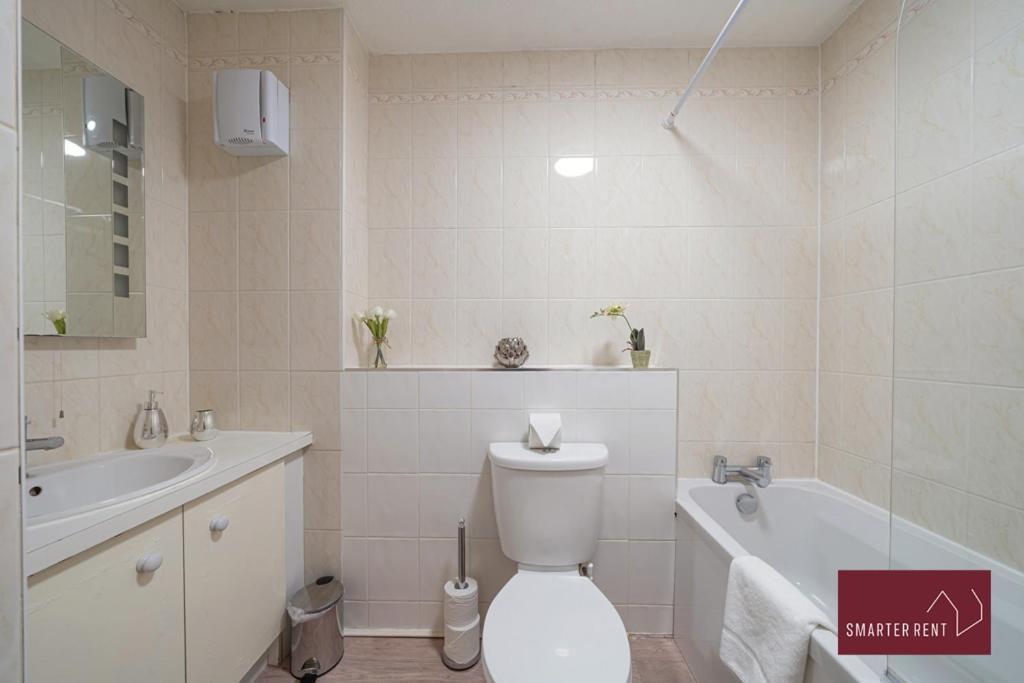 Maidenhead - 2 Bed & Parking Leilighet Eksteriør bilde