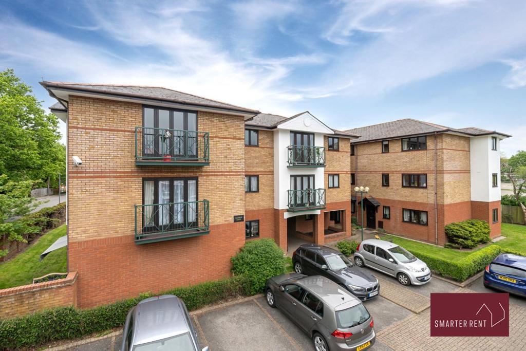 Maidenhead - 2 Bed & Parking Leilighet Eksteriør bilde